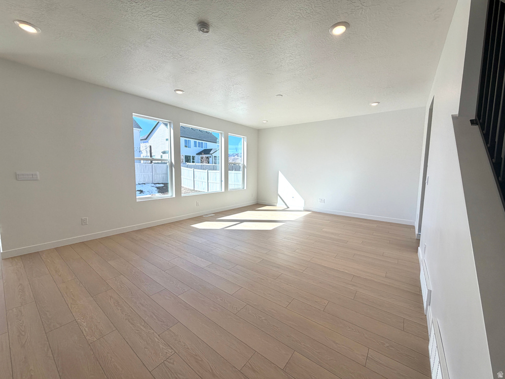 3019 N KINGBIRD DR #404 Eagle Mountain, UT 84005