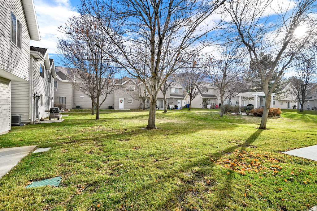 1430 COBBLESTONE LN Ogden, UT 84404