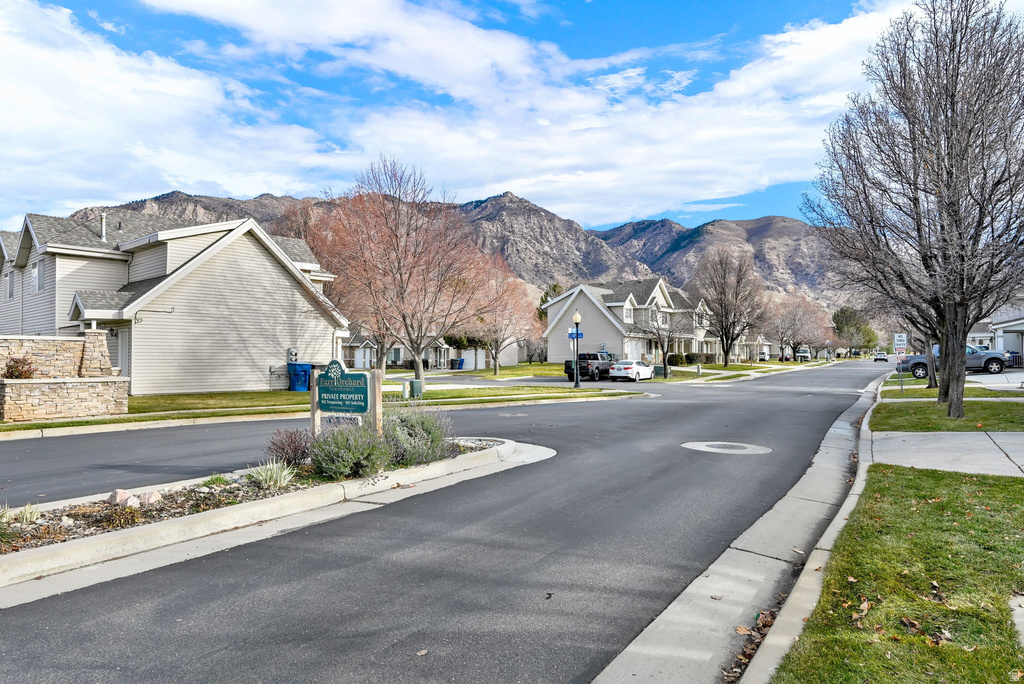 1430 COBBLESTONE LN Ogden, UT 84404