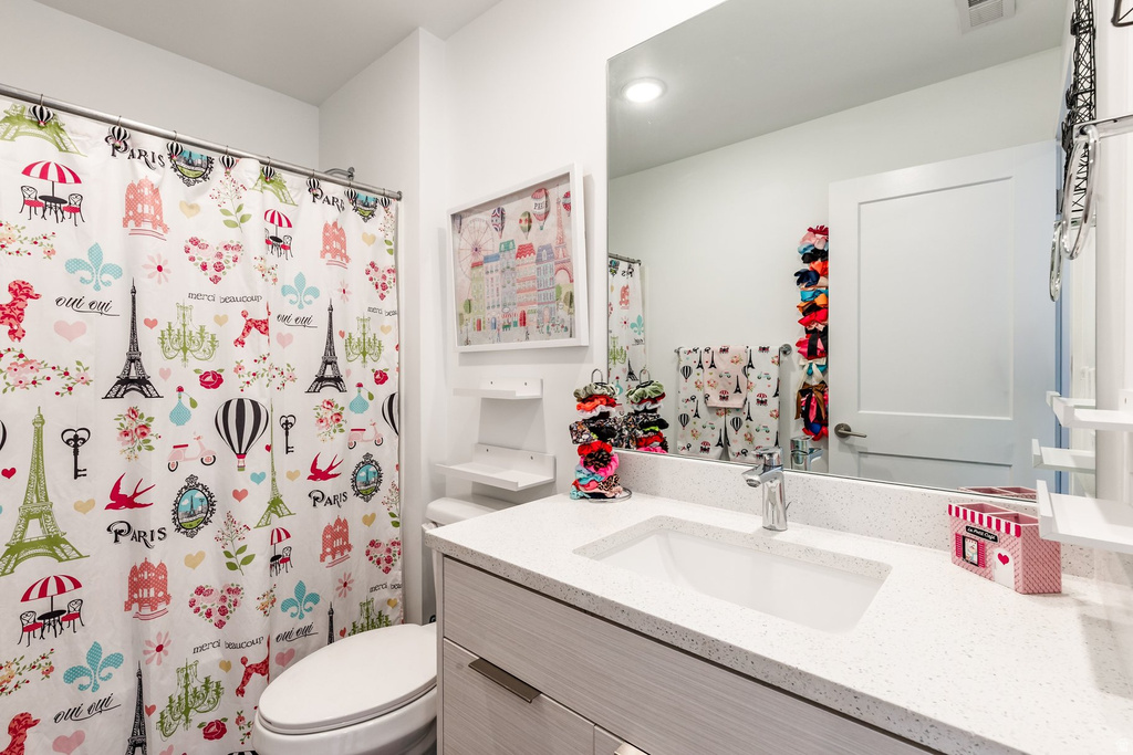 11661 S SKYWARD RD South Jordan, UT 84009