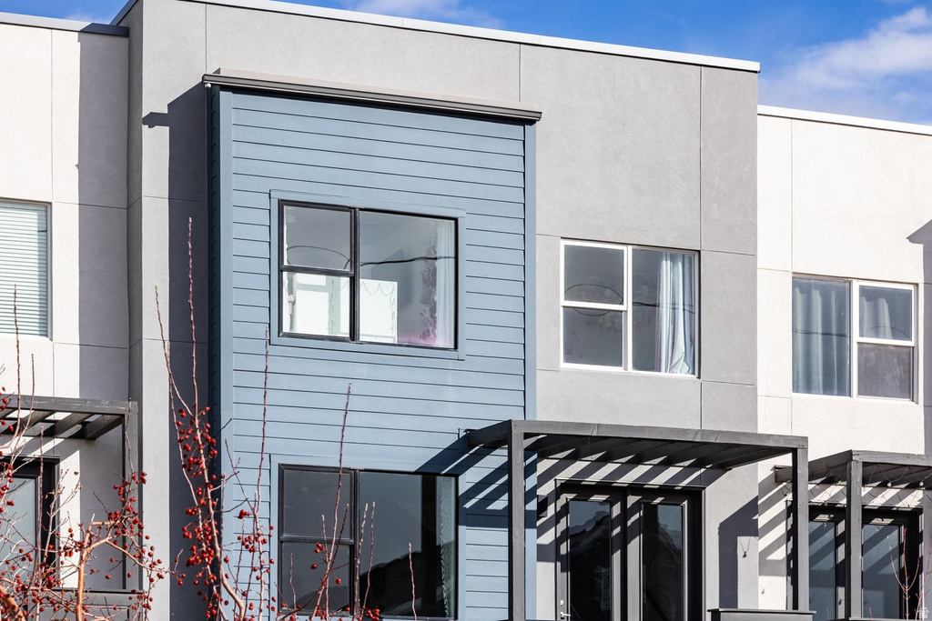 11661 S SKYWARD RD South Jordan, UT 84009