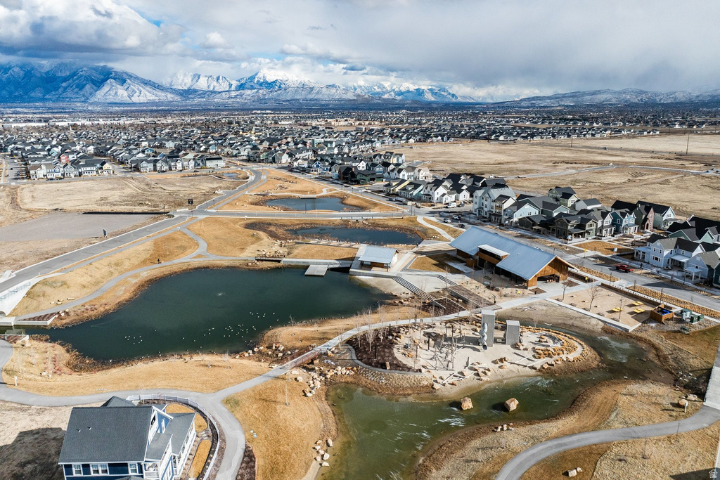 11661 S SKYWARD RD South Jordan, UT 84009