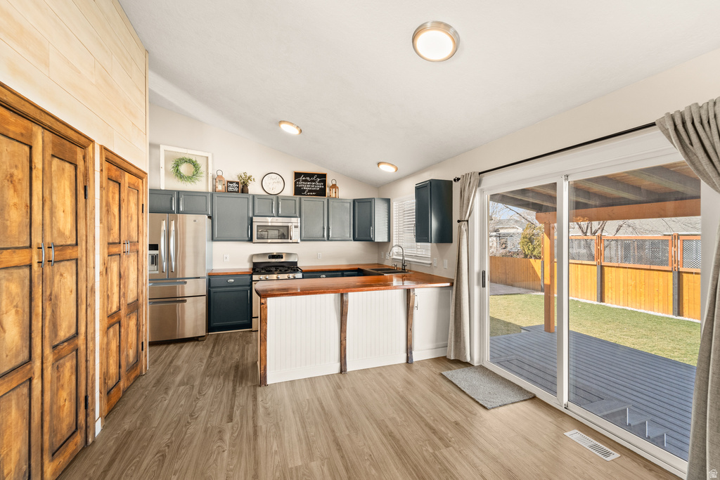 776 COUNTRY CLUB DR Stansbury Park, UT 84074