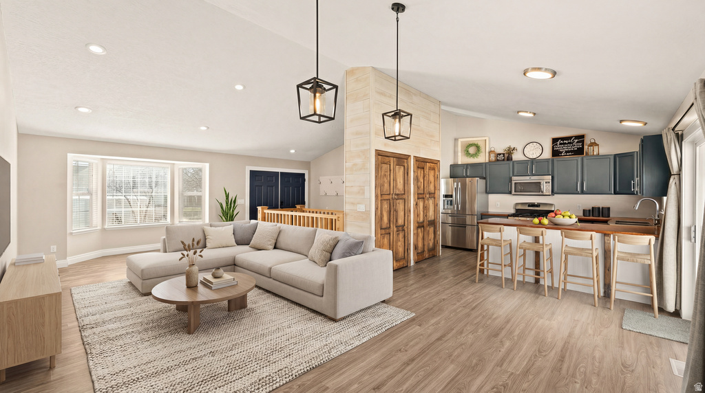 776 COUNTRY CLUB DR Stansbury Park, UT 84074