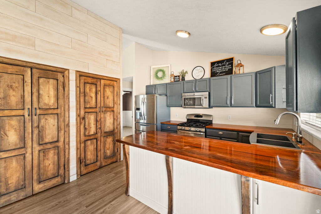 776 COUNTRY CLUB DR Stansbury Park, UT 84074