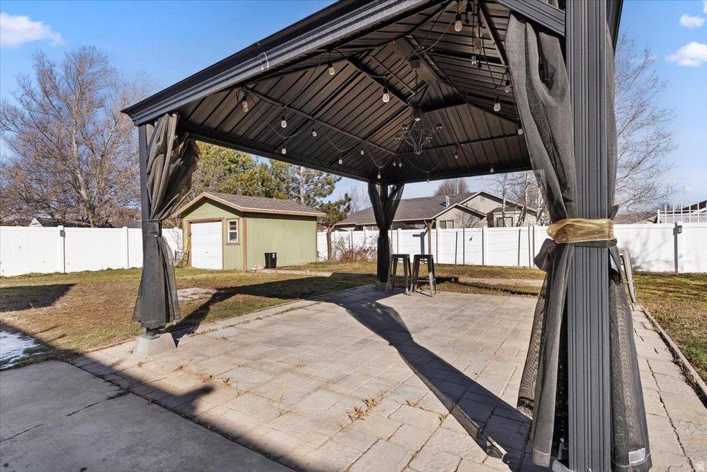 5244 W SHAGGY PEAK DR Riverton, UT 84096