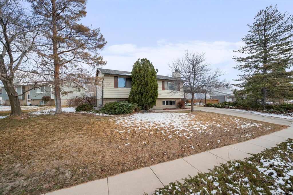 10491 S AMARYLLIS DR Sandy, UT 84094