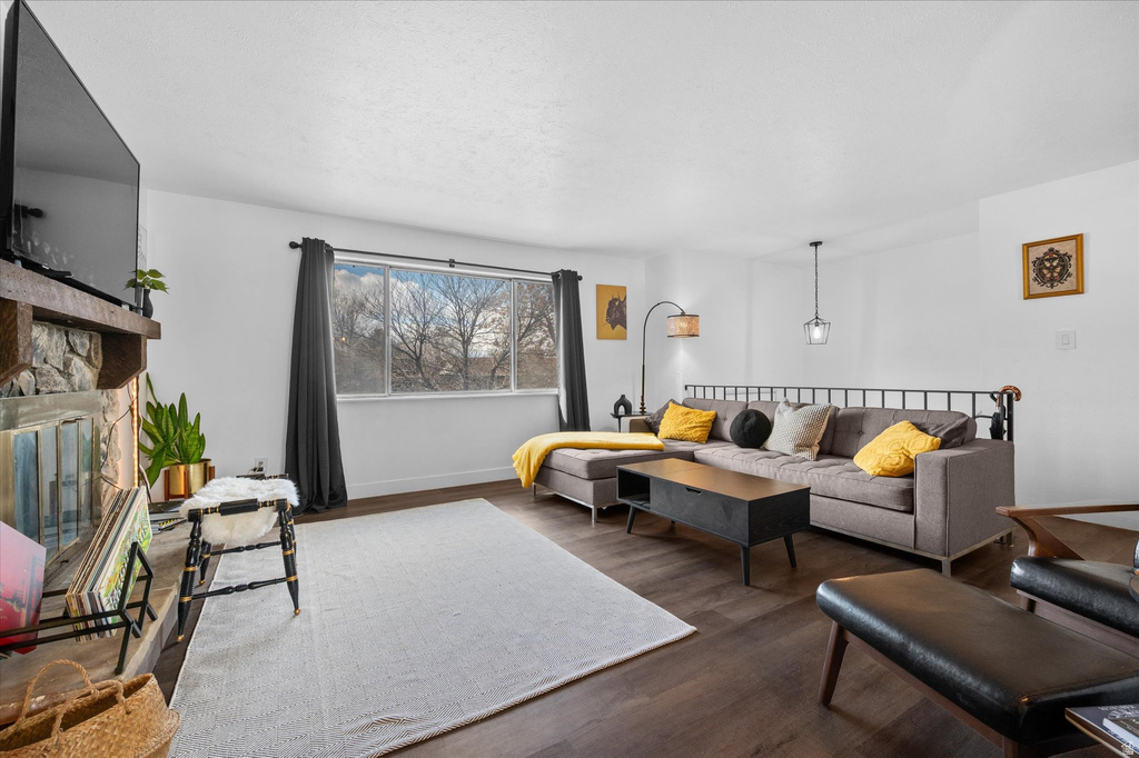 10491 S AMARYLLIS DR Sandy, UT 84094