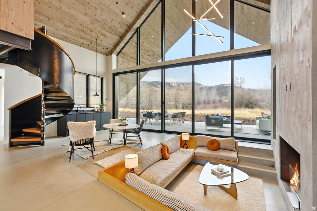 6950 N RIVER VALLEY DR Peoa, UT 84061
