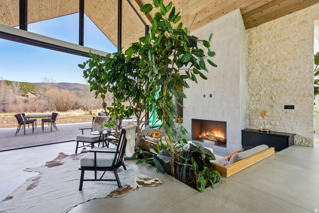 6950 N RIVER VALLEY DR Peoa, UT 84061