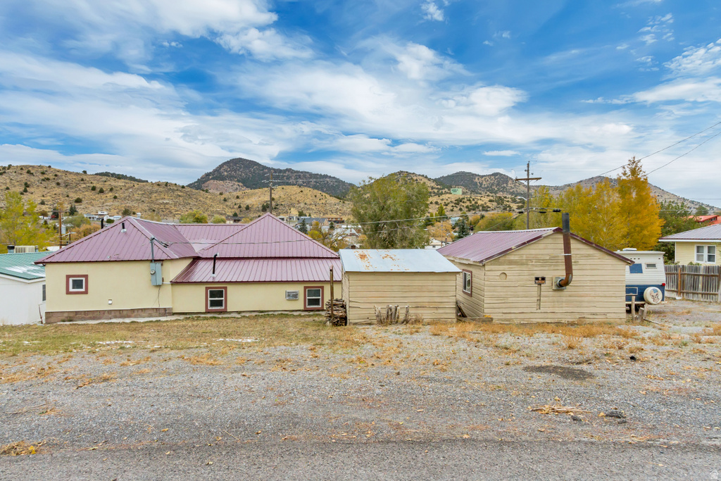 11 W MAIN ST Eureka, UT 84628