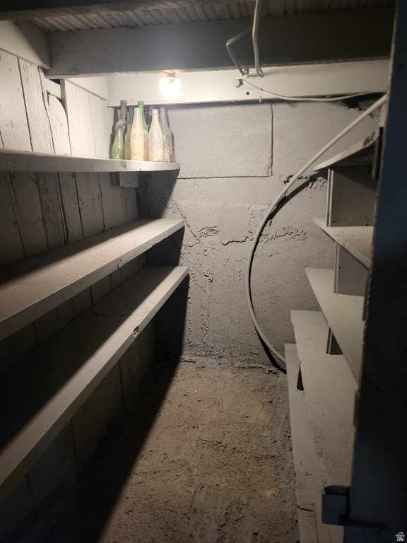 11 W MAIN ST Eureka, UT 84628