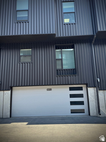 1614 E 3300 S Millcreek, UT 84106