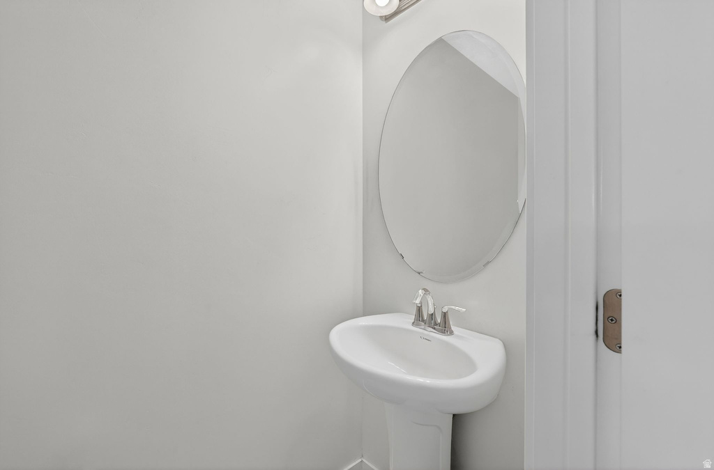 4700 N MOUNT WAAS Eagle Mountain, UT 84005