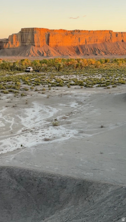  Caineville, UT 84775