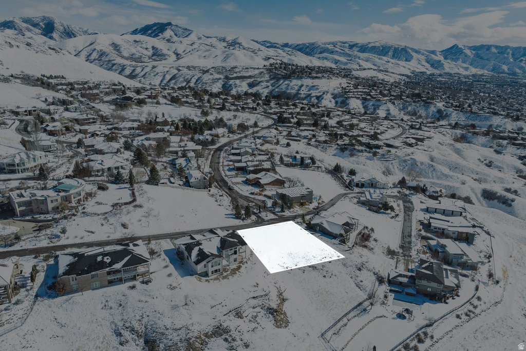 857 N SANDHURST DR Salt Lake City, UT 84103