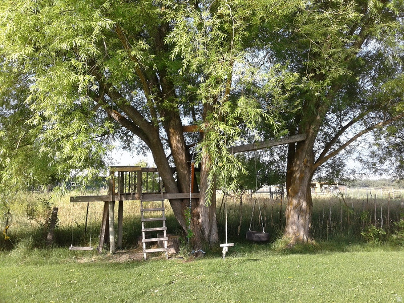 210 E 2100 S Providence, UT 84332