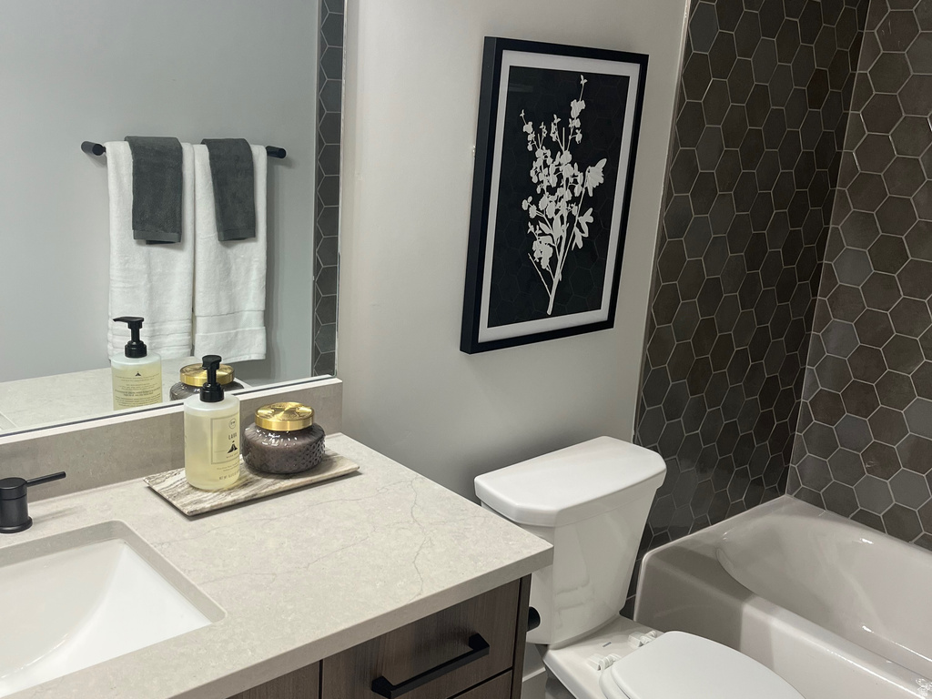 2665 S 2430 W #118 Syracuse, UT 84075