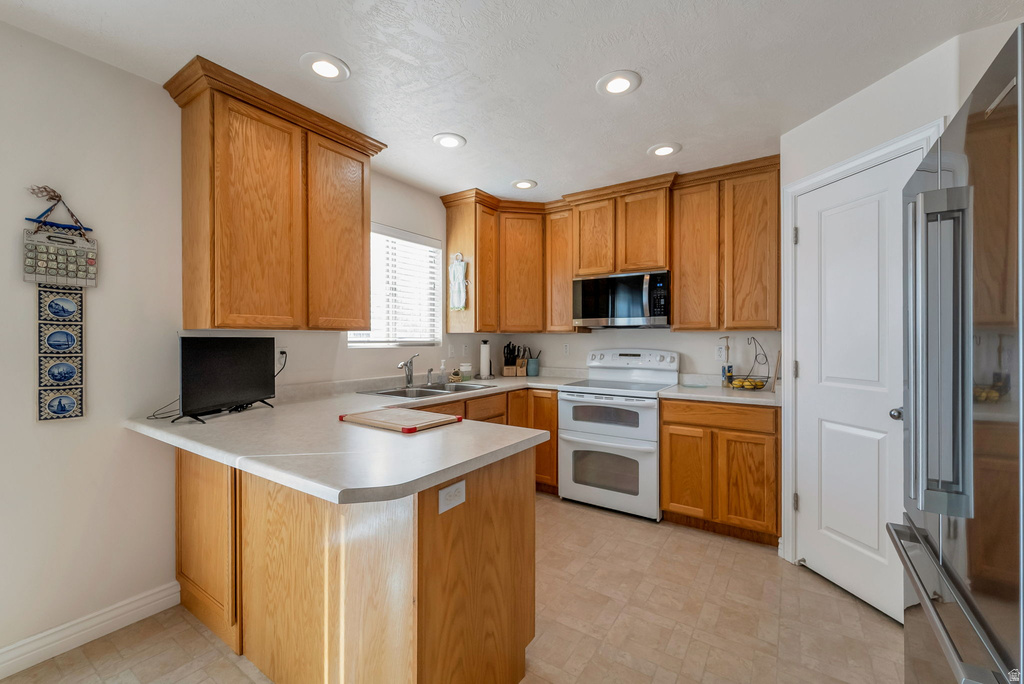 106 E 7320 S Midvale, UT 84047