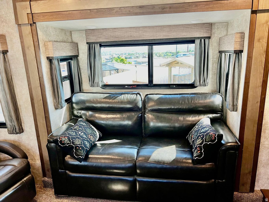 1150 W RED HILLS PKWY Washington, UT 84780