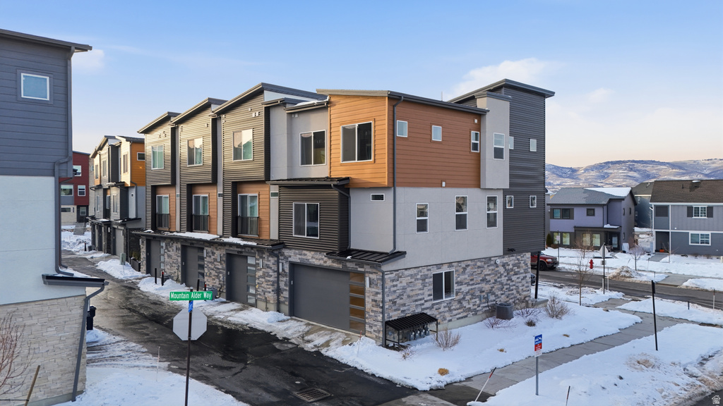 6785 N SILVER CREEK DR Park City, UT 84098