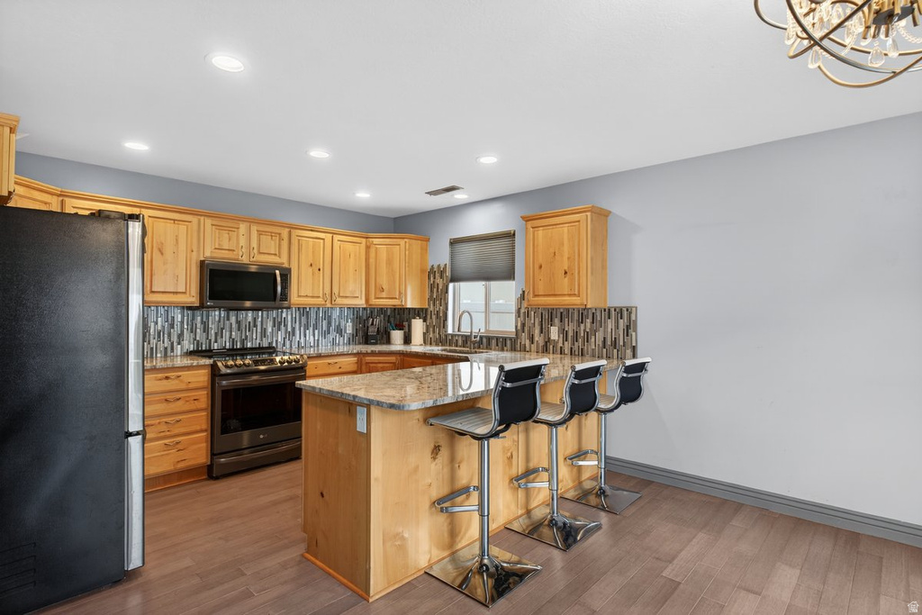 766 N STONNE LN Kaysville, UT 84037