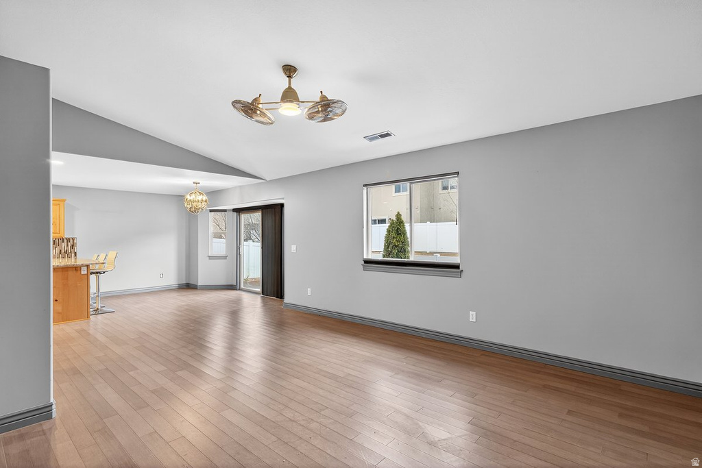 766 N STONNE LN Kaysville, UT 84037