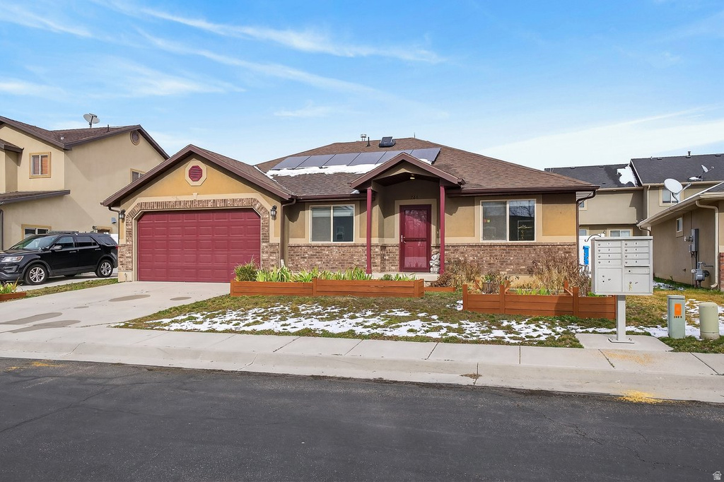 766 N STONNE LN Kaysville, UT 84037