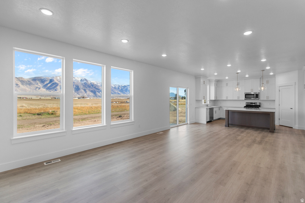 278 N 870 E #17 Tremonton, UT 84337