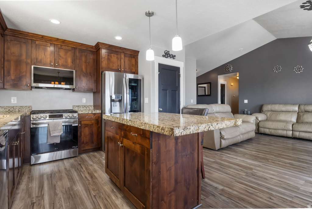 6213 S WAKEFIELD WAY West Valley City, UT 84118