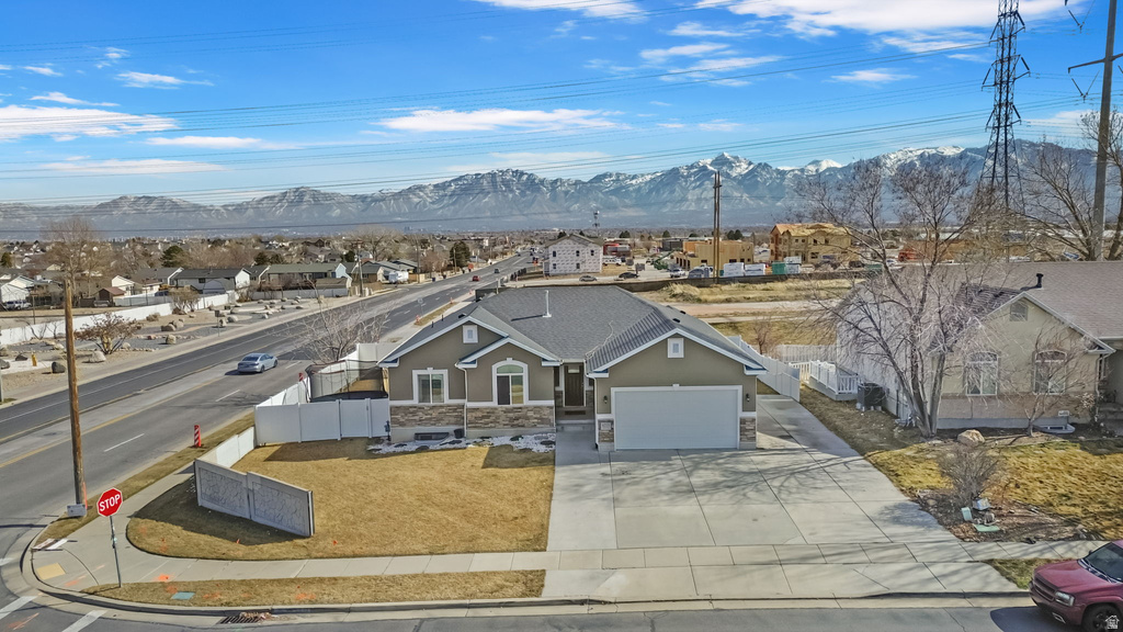 6213 S WAKEFIELD WAY West Valley City, UT 84118