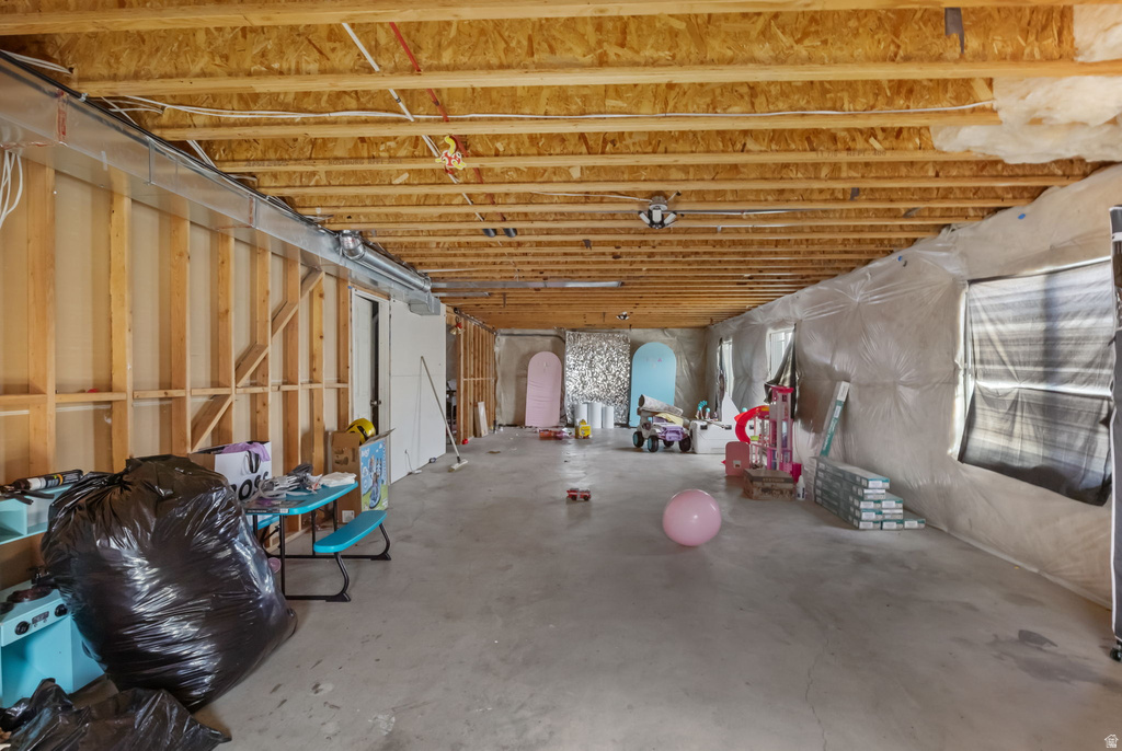 6213 S WAKEFIELD WAY West Valley City, UT 84118