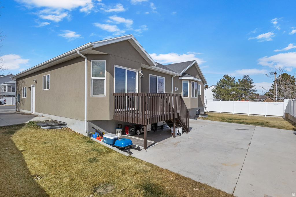 6213 S WAKEFIELD WAY West Valley City, UT 84118