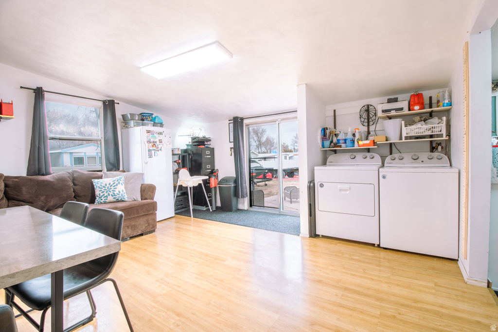 87 E PIONEER AVE Sandy, UT 84070