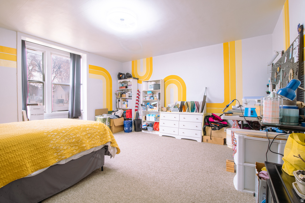 87 E PIONEER AVE Sandy, UT 84070