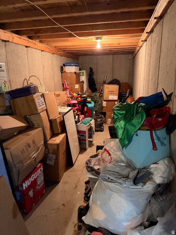 1374 E FALCON LN Eagle Mountain, UT 84005