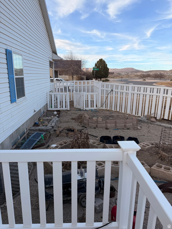 1374 E FALCON LN Eagle Mountain, UT 84005