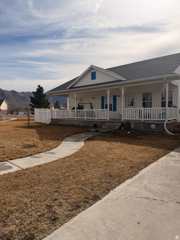 1374 E FALCON LN Eagle Mountain, UT 84005