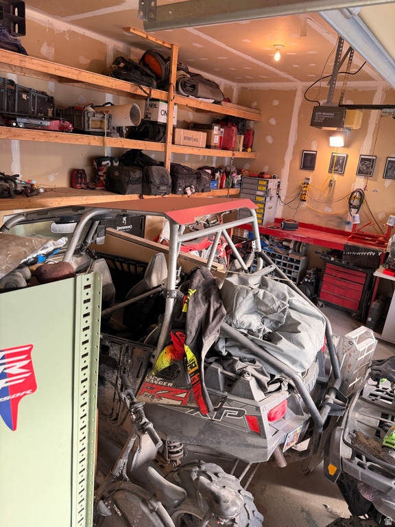 1374 E FALCON LN Eagle Mountain, UT 84005