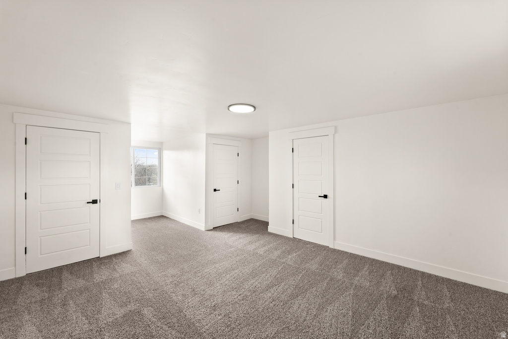 9073 S ELMHEARST DR West Jordan, UT 84088