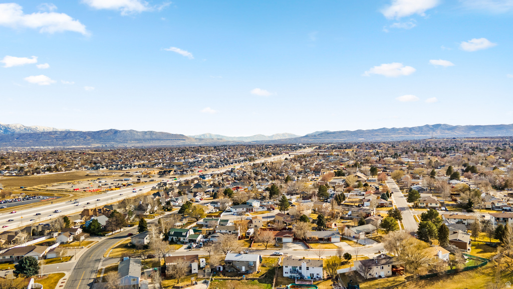 9073 S ELMHEARST DR West Jordan, UT 84088