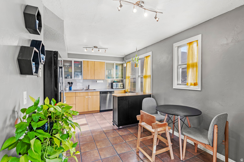 904 39TH ST Ogden, UT 84403