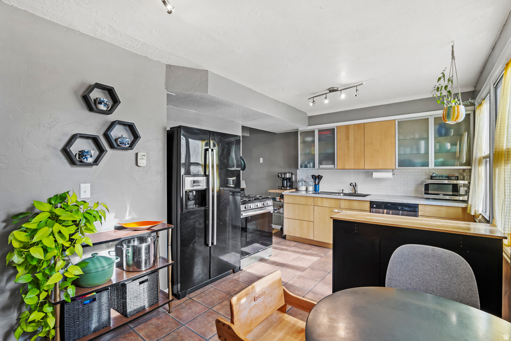 904 39TH ST Ogden, UT 84403