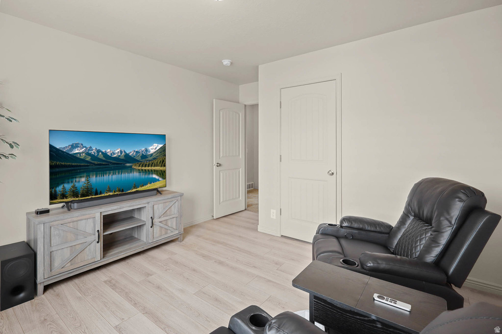 332 W 700 N Santaquin, UT 84655