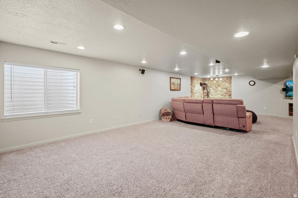 332 W 700 N Santaquin, UT 84655
