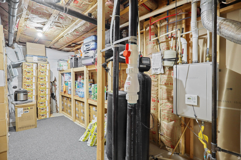 332 W 700 N Santaquin, UT 84655