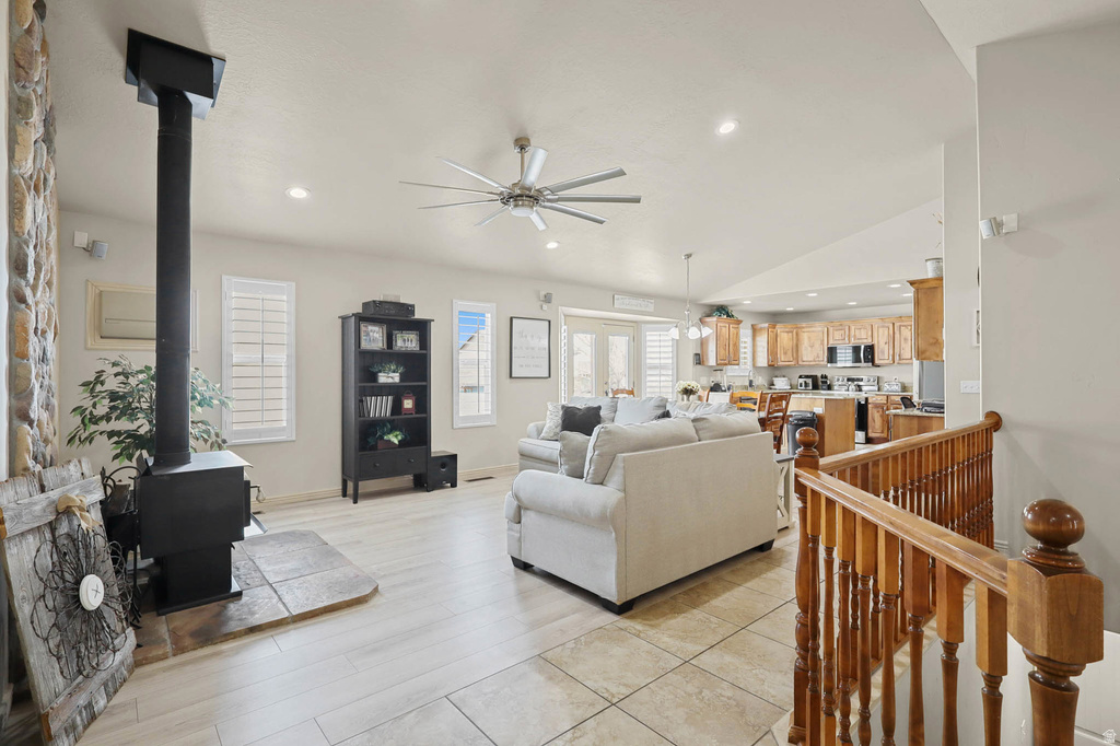 332 W 700 N Santaquin, UT 84655