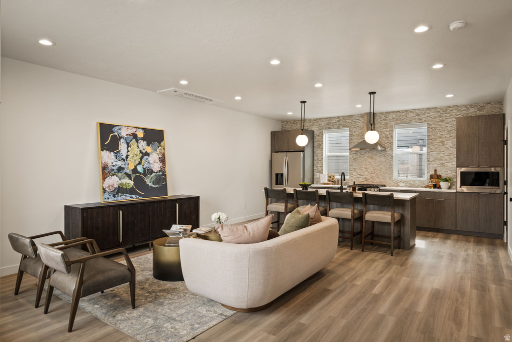 595 E SAVVY CV #46 Salt Lake City, UT 84107