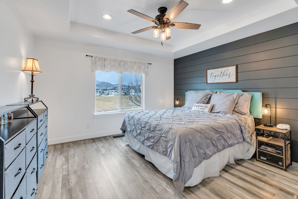 758 N PINNACLE LN Saratoga Springs, UT 84045