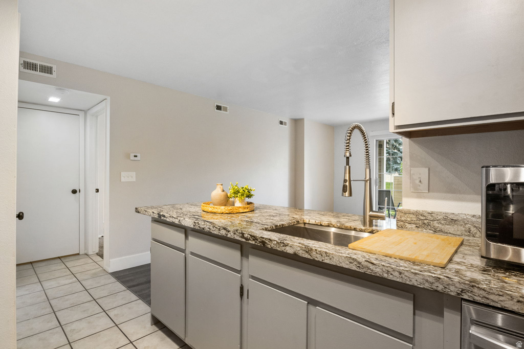 1228 E WATERSIDE CV #12 Cottonwood Heights, UT 84047